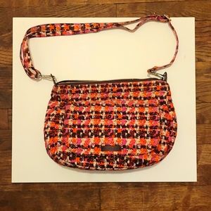 Very Bradley Super Cute Purse alot of Room and Pockets